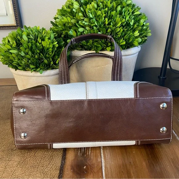 2009 Coach Hampton White Chocolate Brown Turnlock Satchel Shoulder Bag - Picture 11 of 17